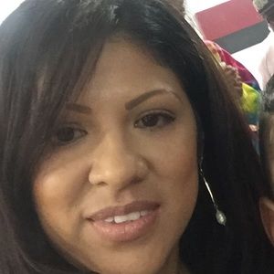 Meet your Posher, Edith